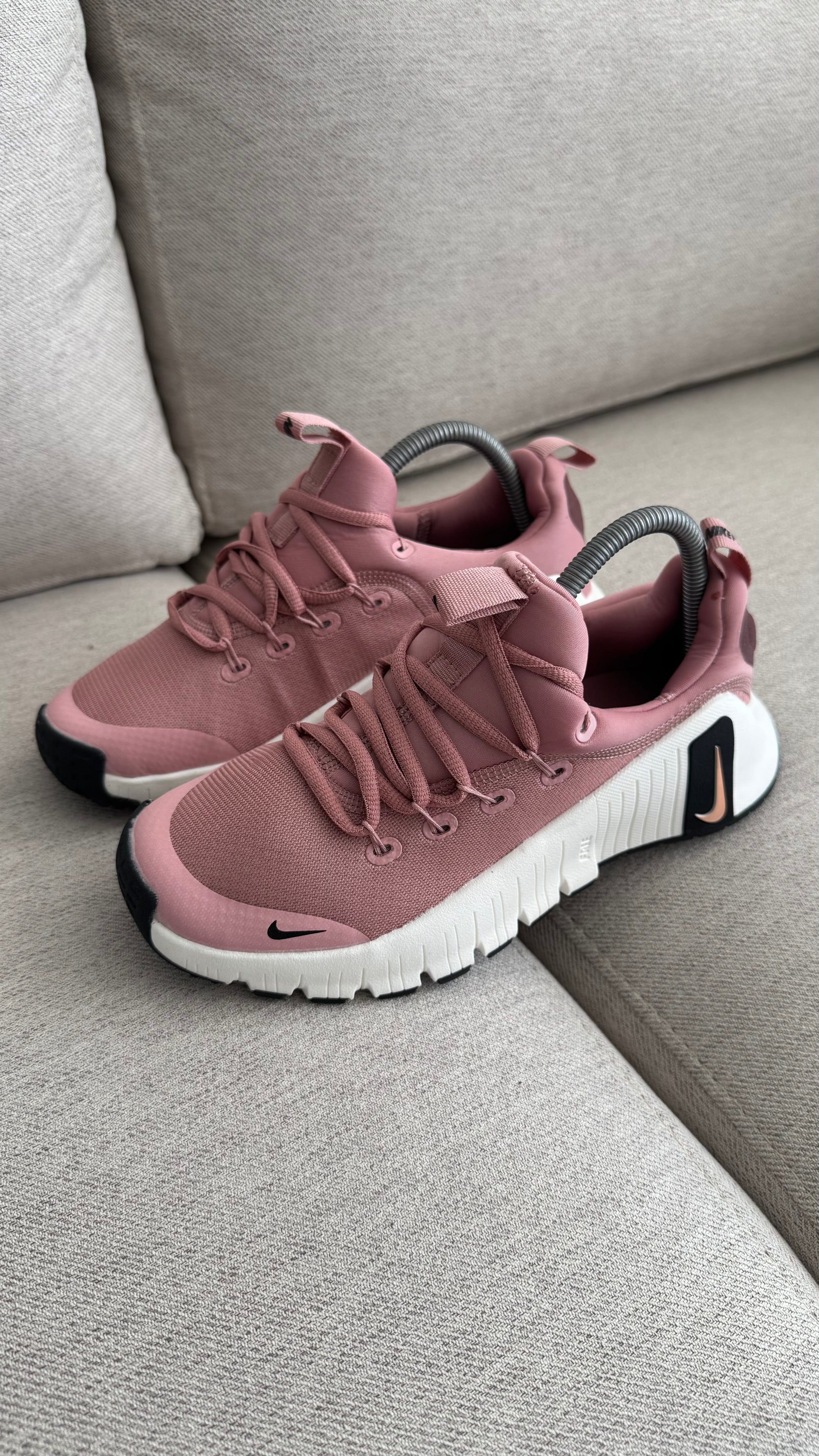 NIKE FREECOM ROSADO