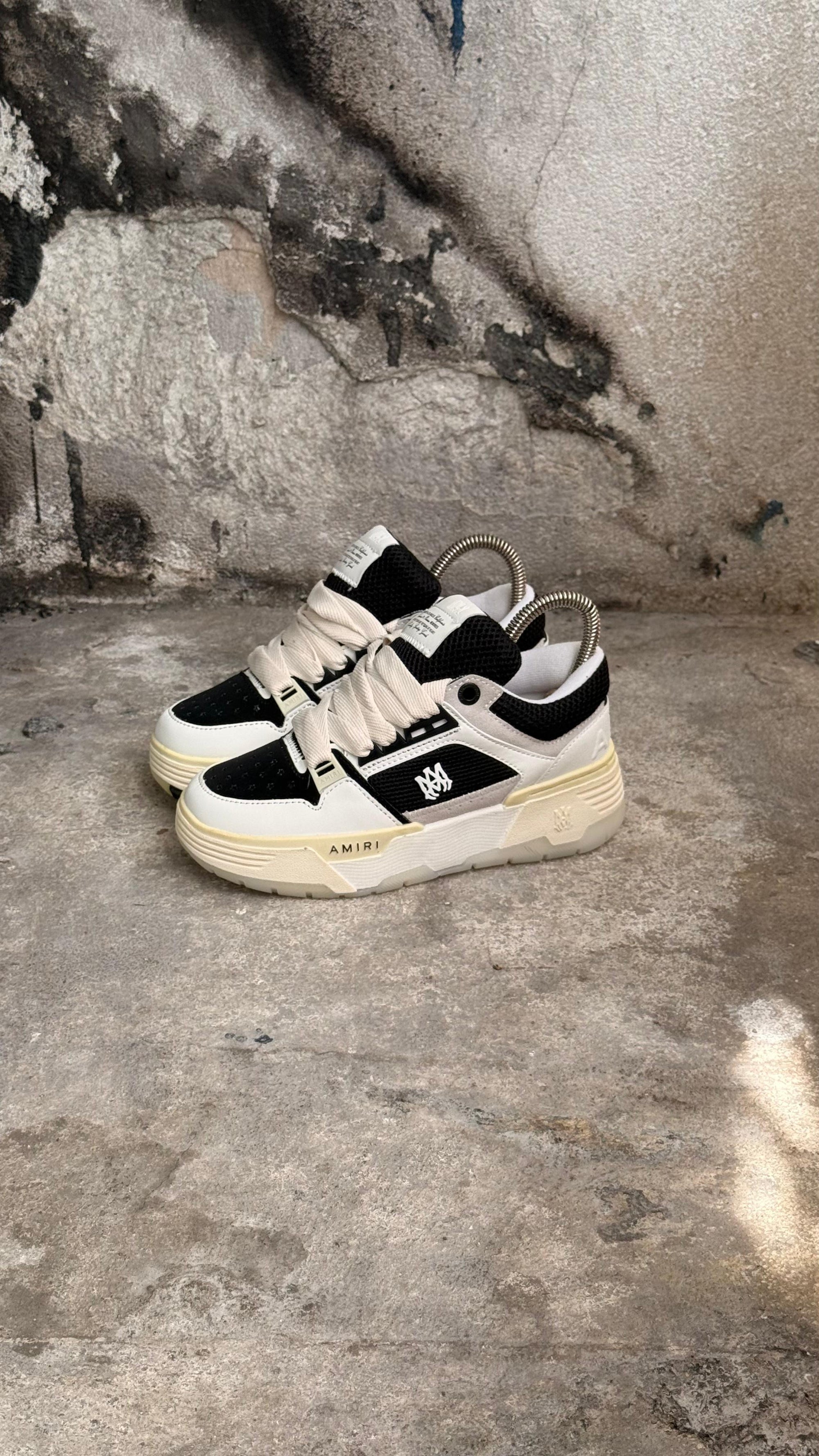 AMIRI CLASICO BLANCO NEGRO PROMO MASTER