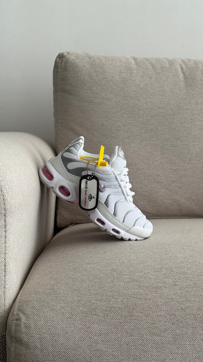 NIKE TN BLANCO ROSA NIÑA