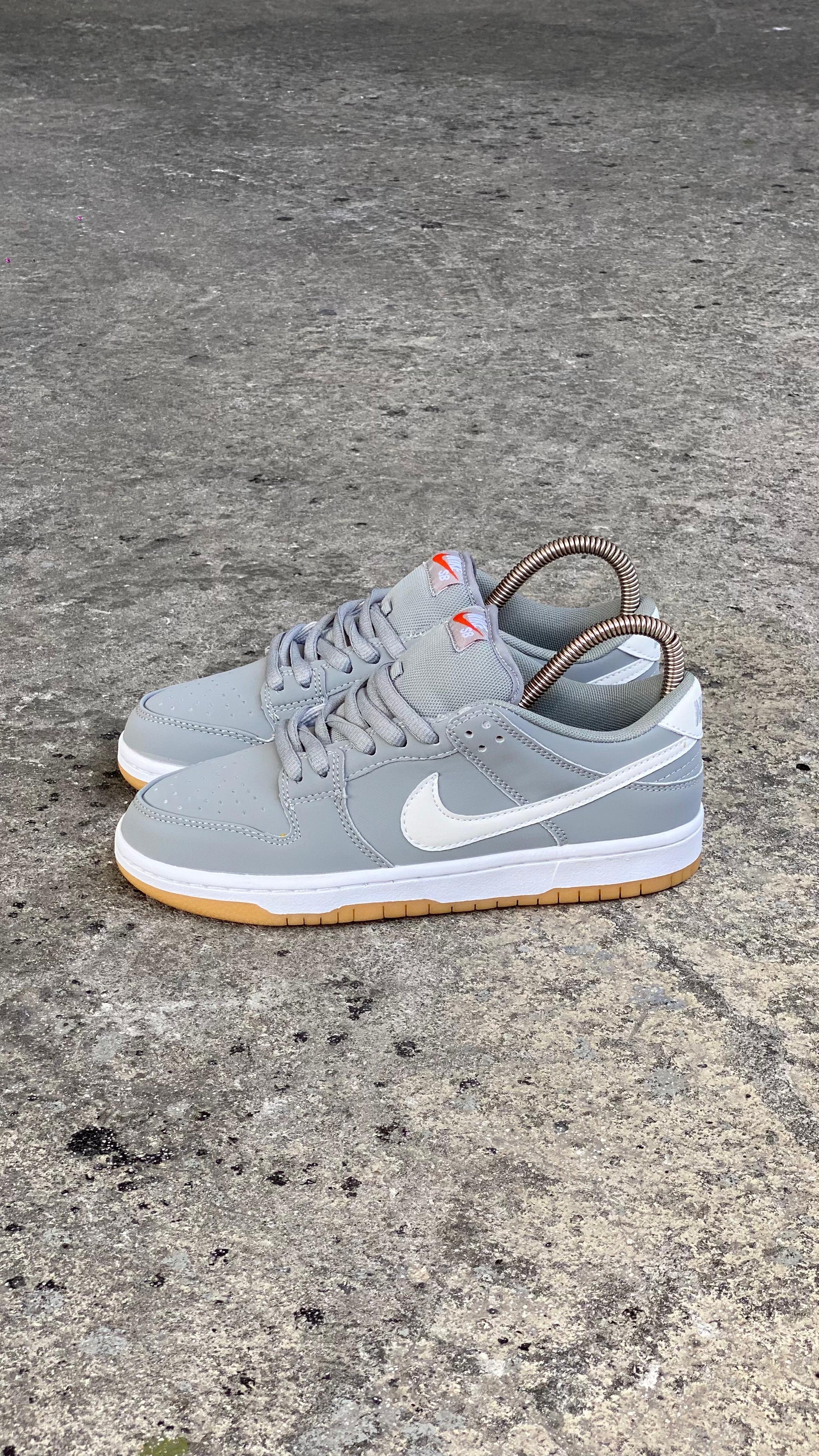 NIKE SB DUNK GRIS BLANCO CAFE