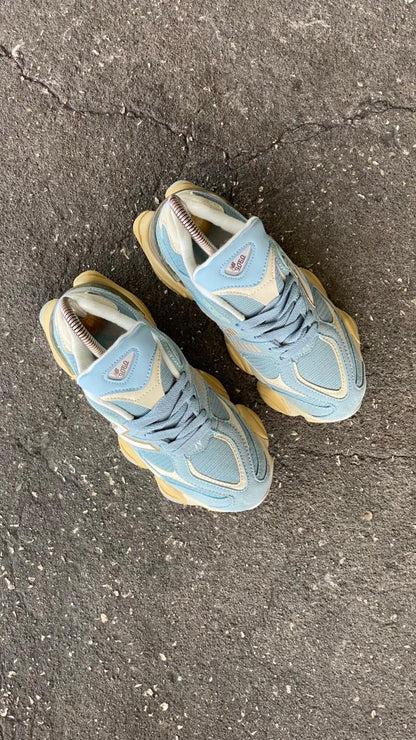 NEW BALANCE 9060  AZUL BEIGE