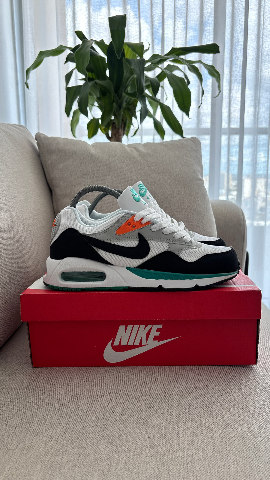 NIKE CORRALATE VERDE