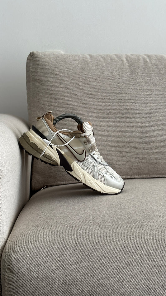 NIKE V2K CAFE