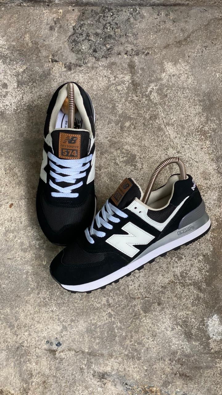NEW BALANCE  574 NEGRO