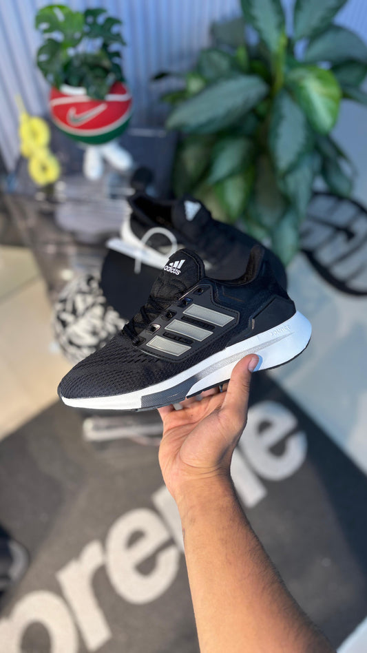 ADIDAS EQ NEGRO