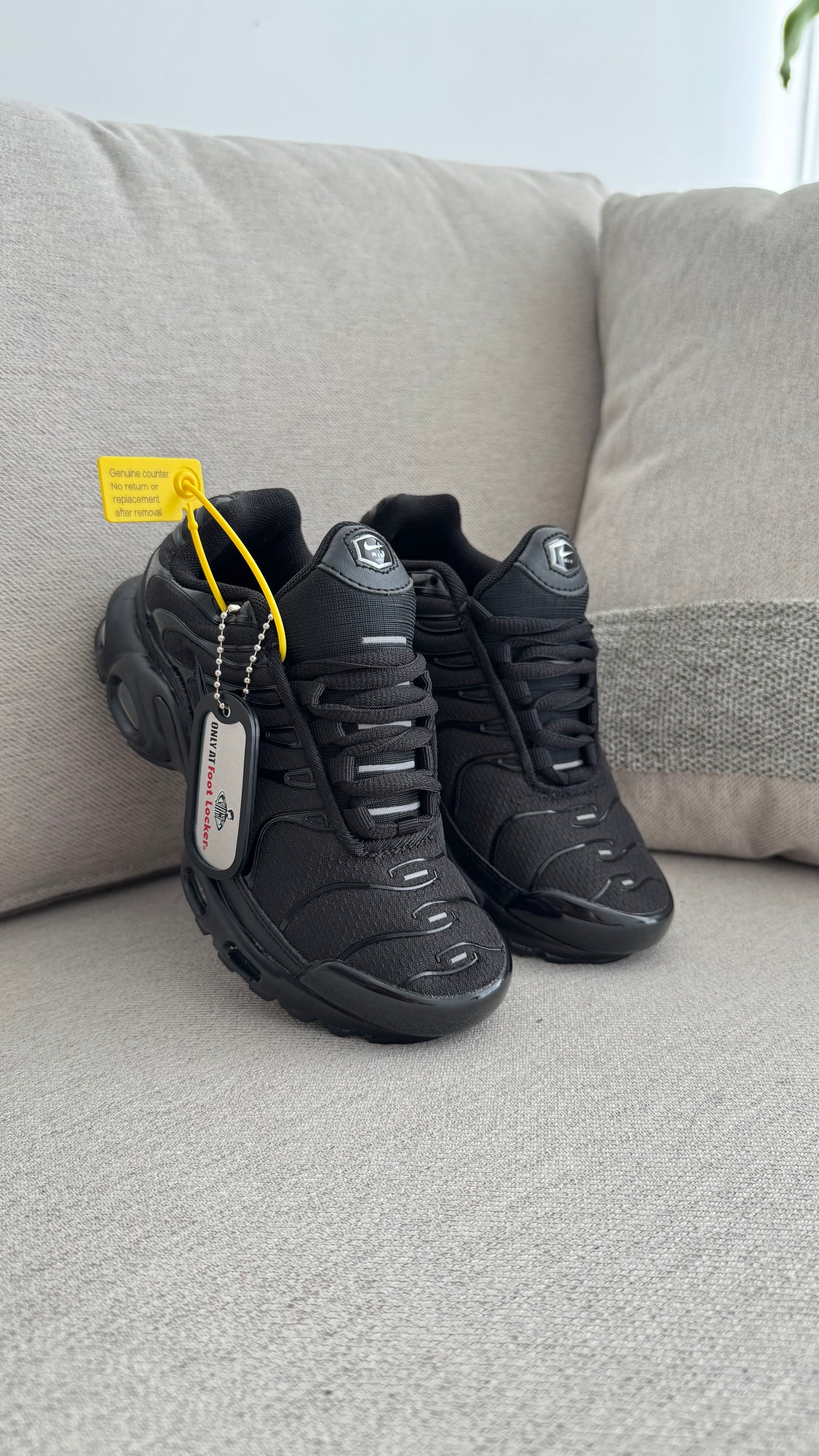NIKE TN NEGRO NIÑO