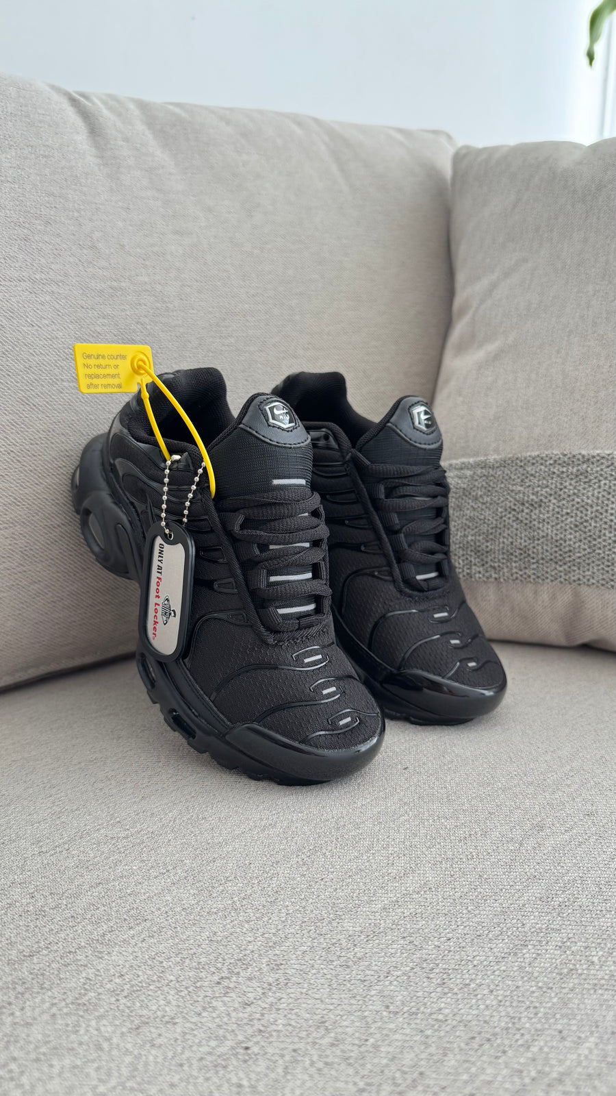 NIKE TN NEGRO NIÑO