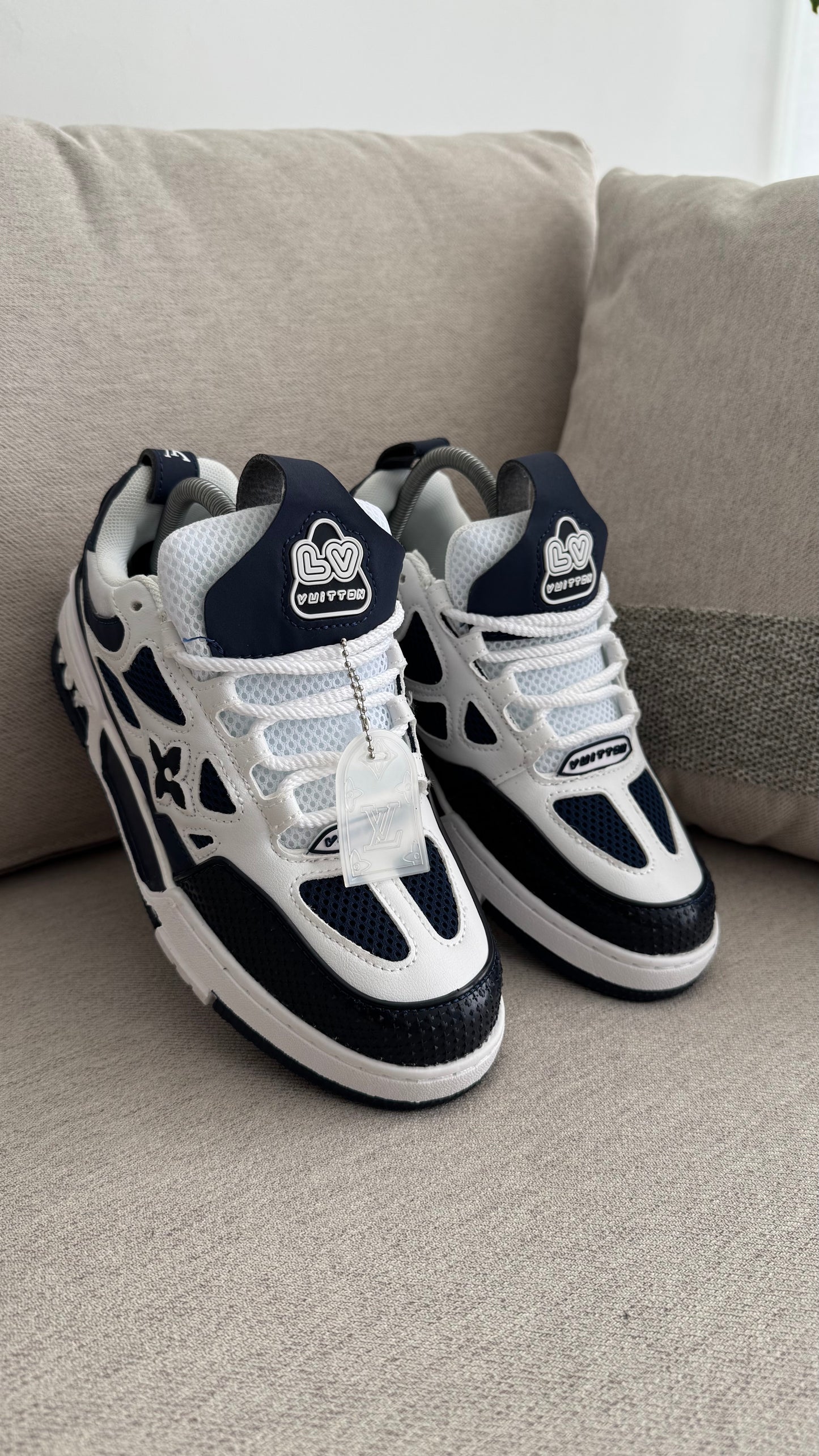 LOUIS VUITTON SKATE AZUL BLANCO