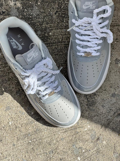 AF1 GRIS BLANCO CHAROL