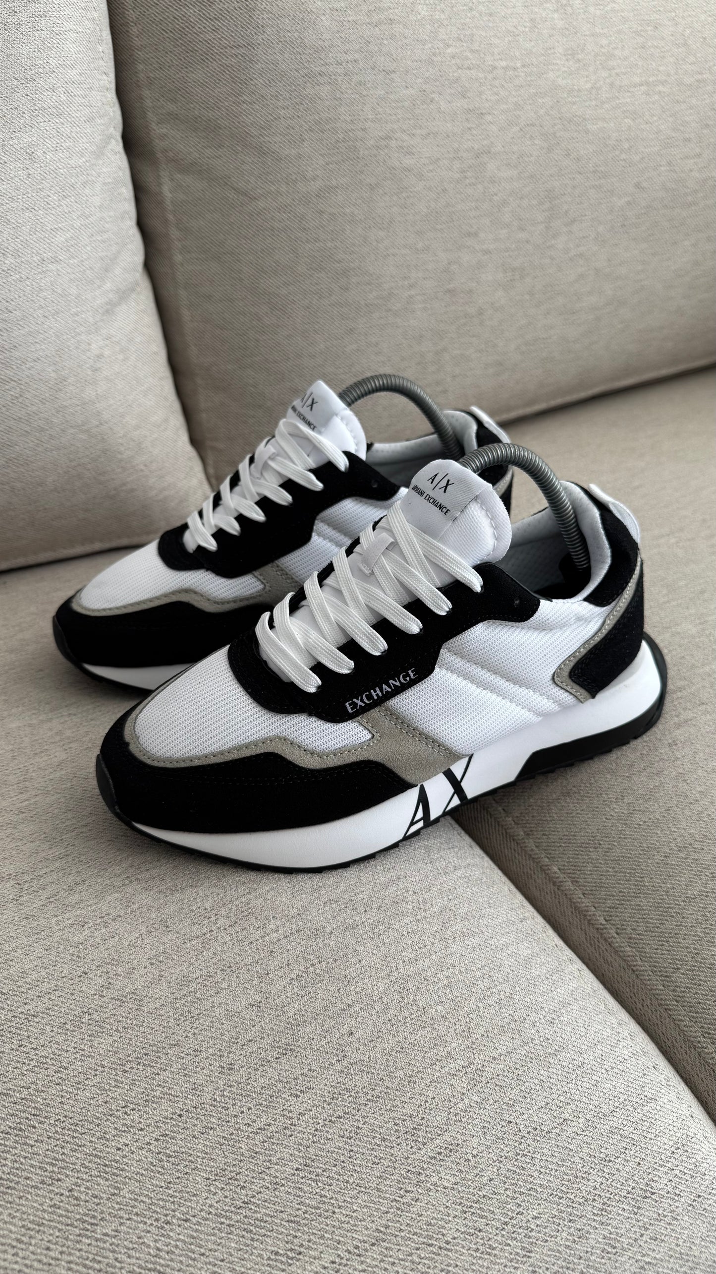 ARMANY BLANCO GRIS NEGRO