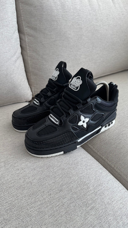 LOUIS VUITTON NEGRO BLANCO