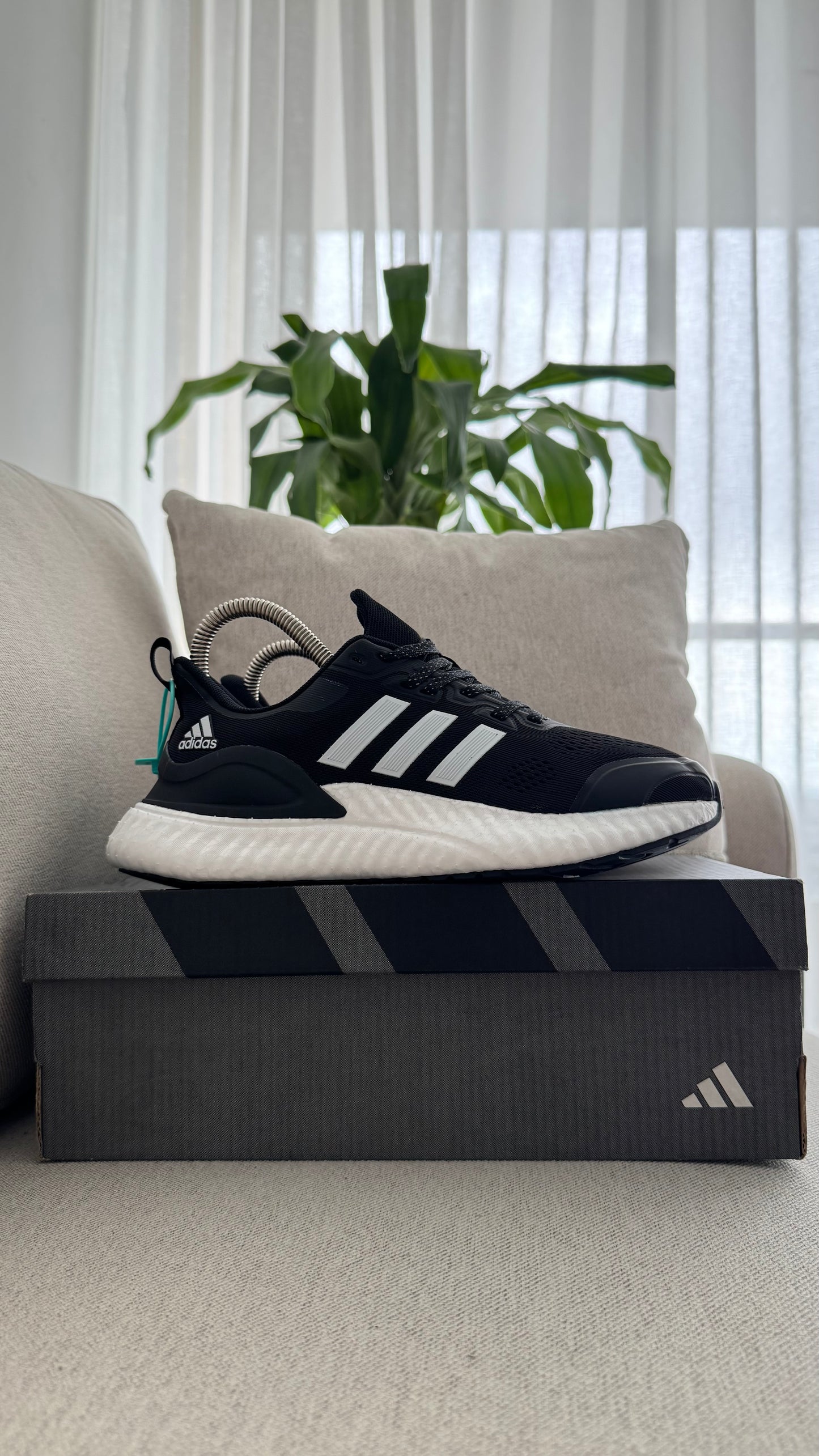 ADIDAS ALPHABOUNCE NEGRO BLANCO