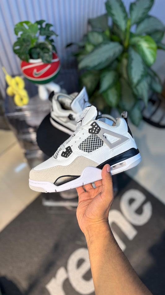 JORDAN RETRO 4 CREMA