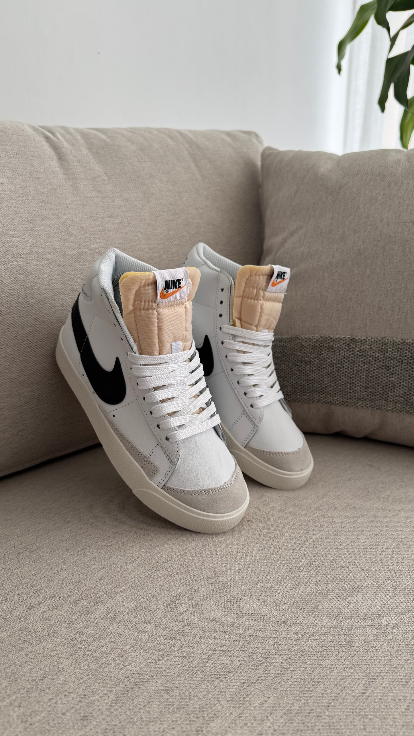 NIKE BLAZZER BOTA BLANCO
