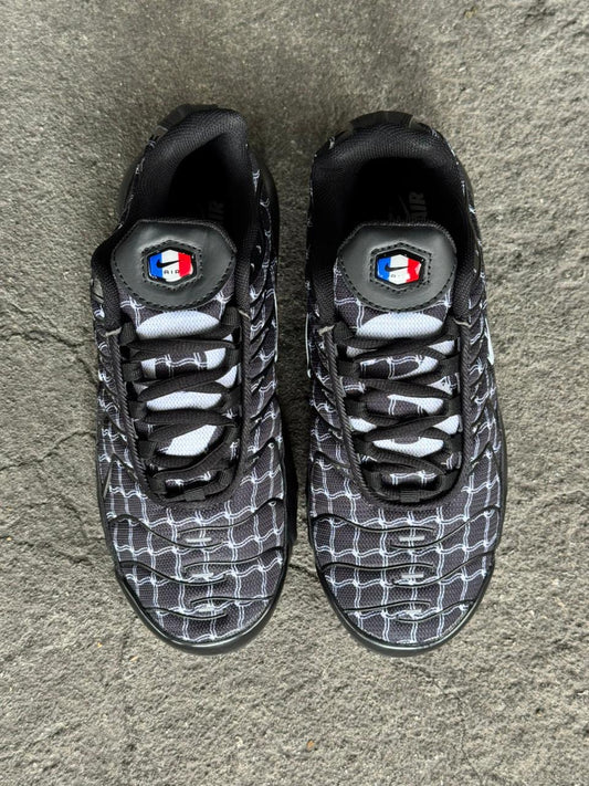NIKE TN AJEDREZ NEGRO