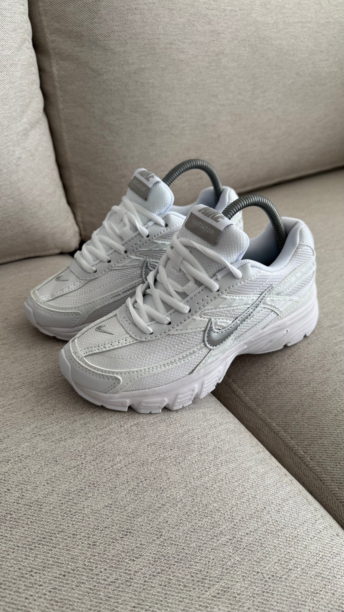 NIKE INITIATOR BLANCO