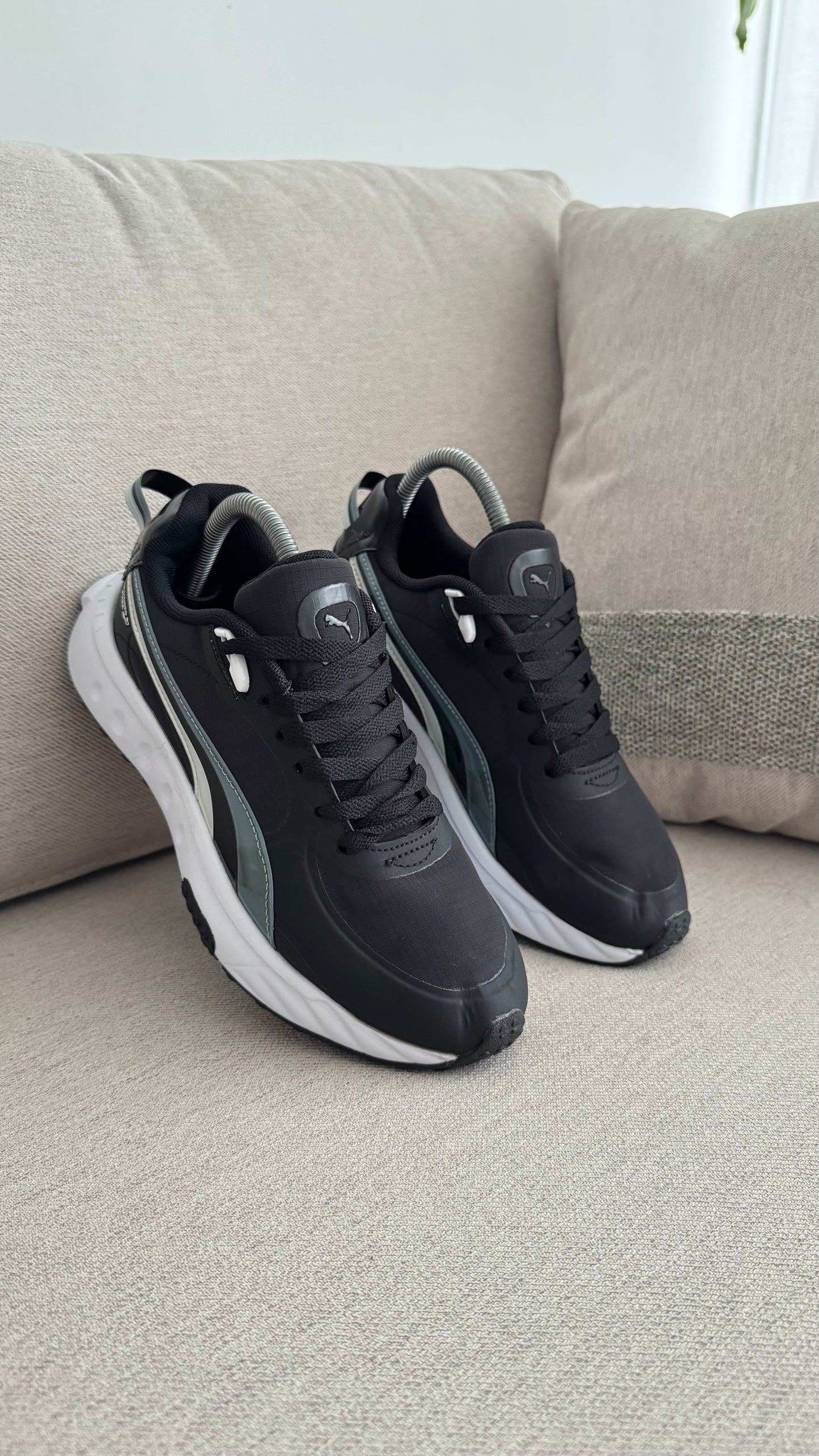 PUMA NEYMAR NEGRO BLANCO