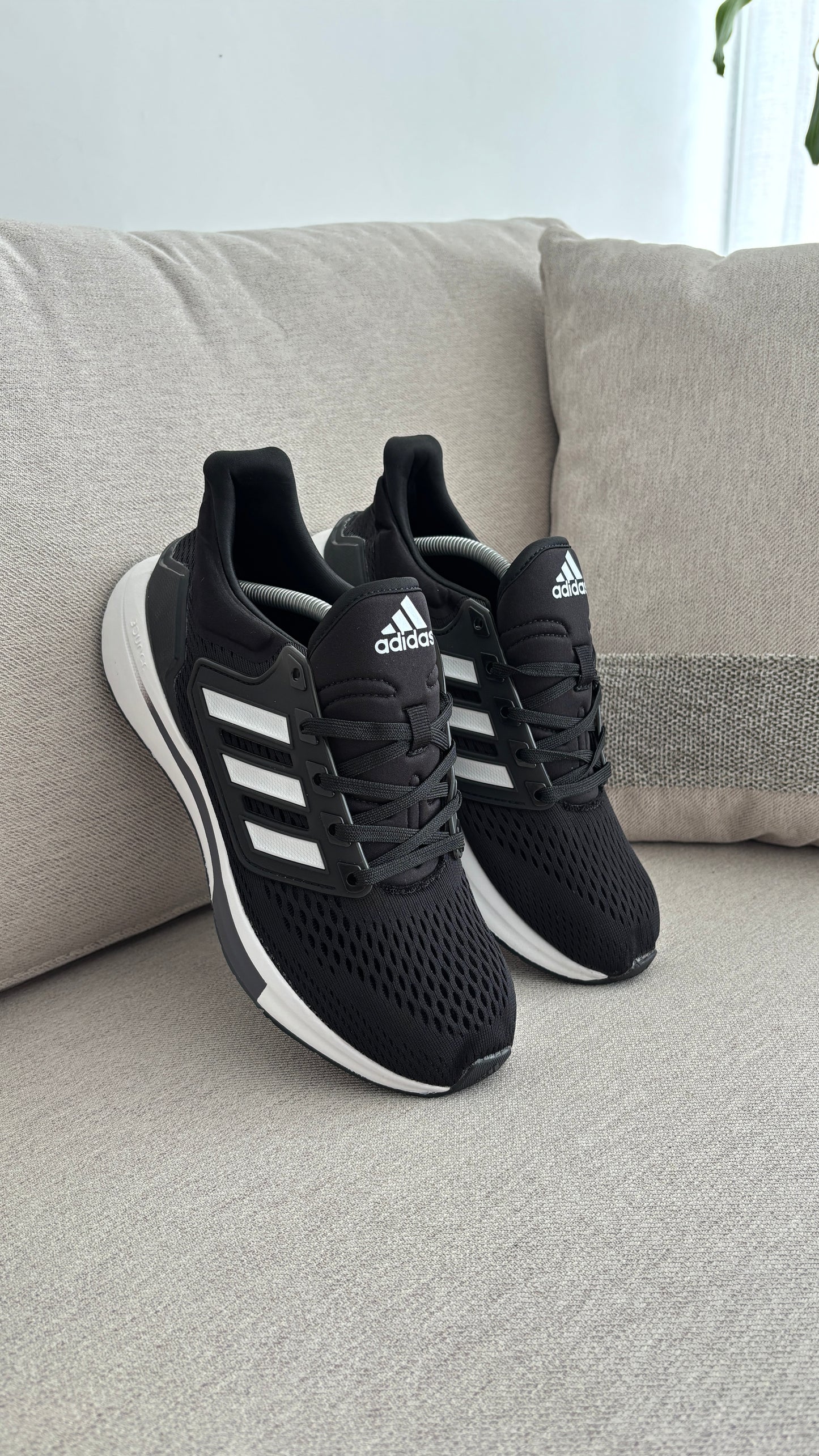 ADIDAS EQ 21 NEGRO BLANCO