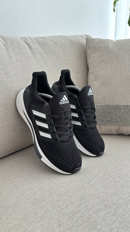 ADIDAS EQ 21 NEGRO BLANCO