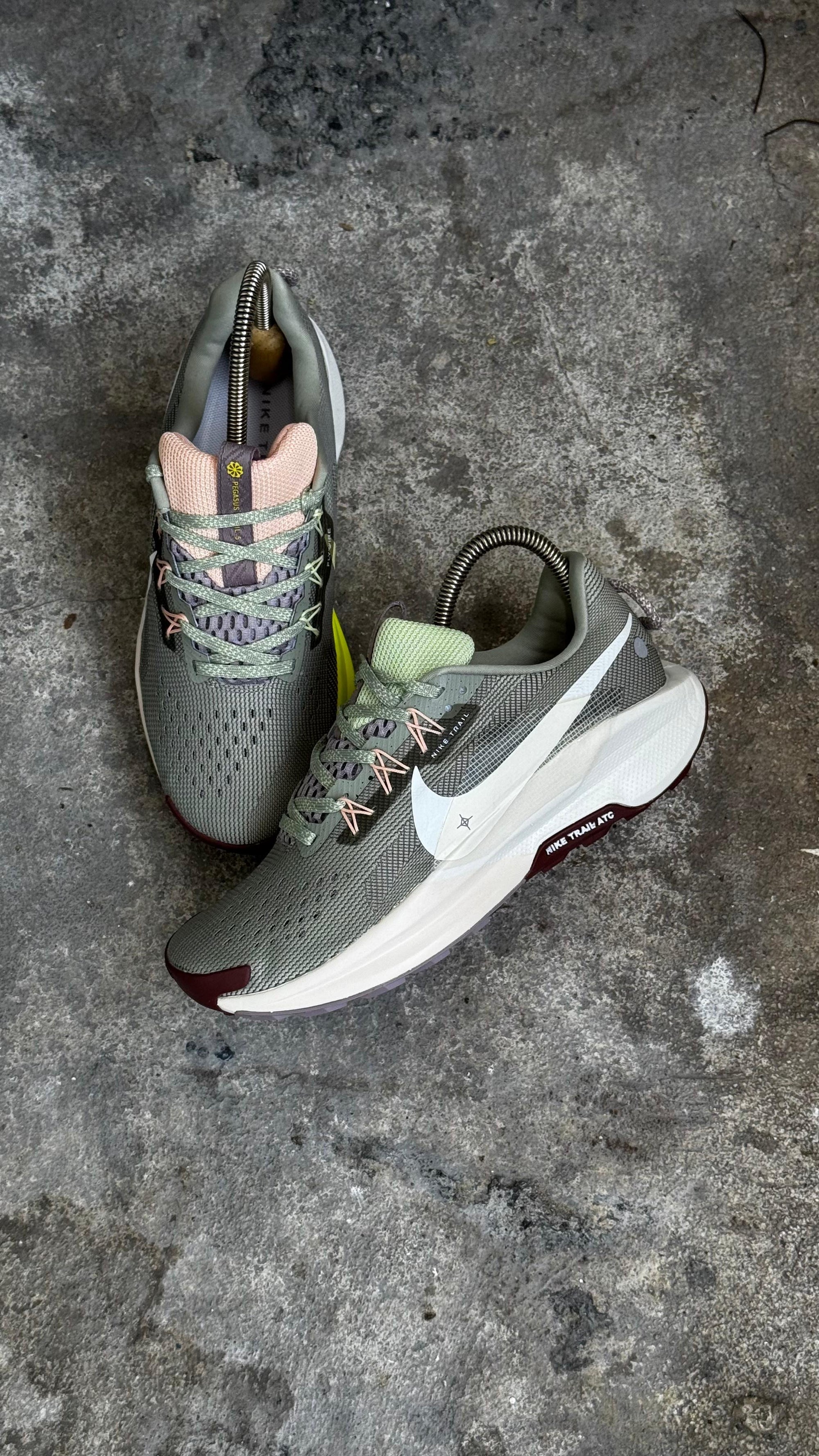 NIKE  TRAIL VERDE