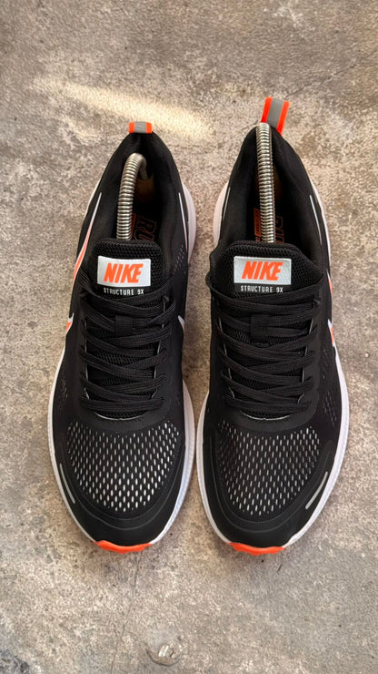 NIKE ZOON RUNNING NEGRO NARANJA