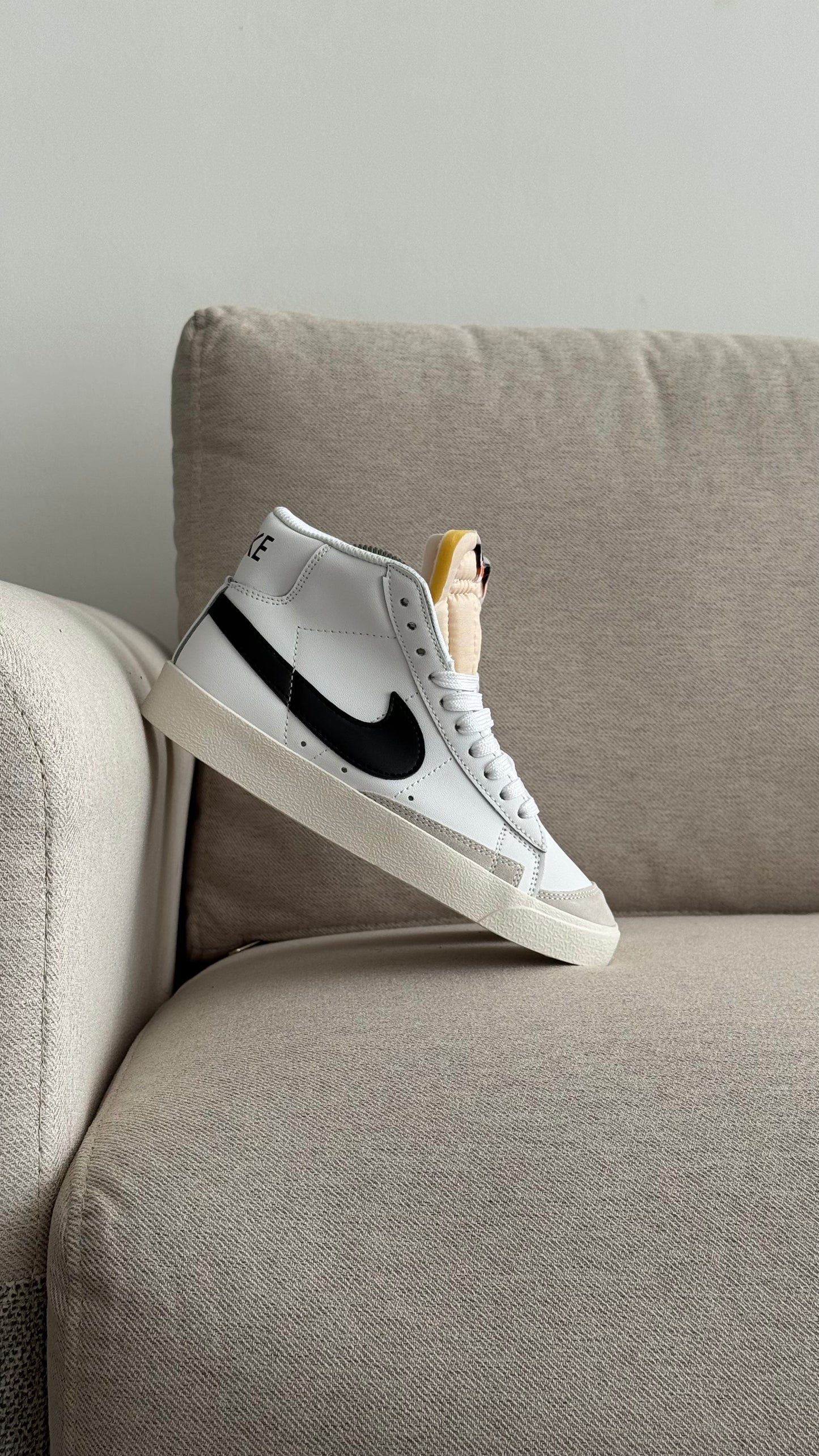 NIKE BLAZZER BOTA BLANCO