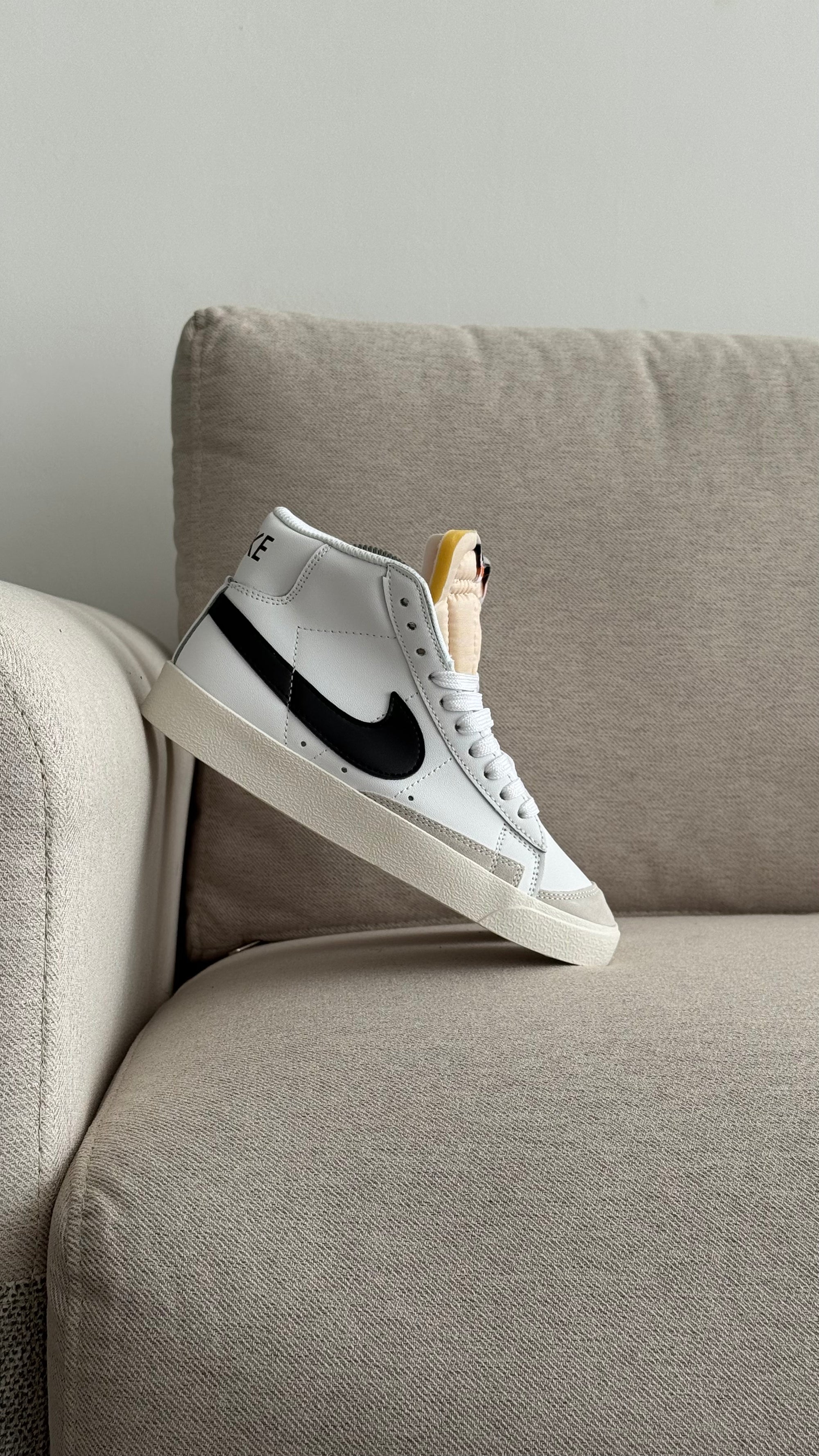 NIKE BLAZZER BOTA BLANCO
