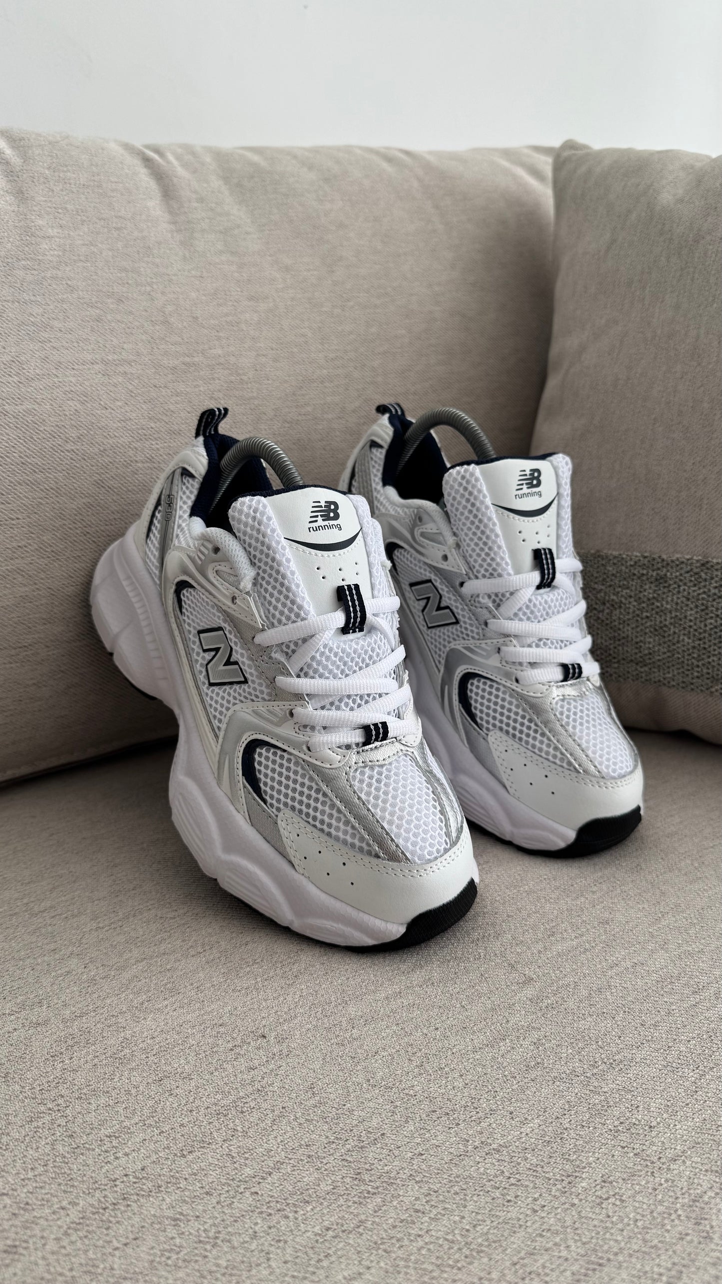 NEW BALANCE 530 V2 CLASICO