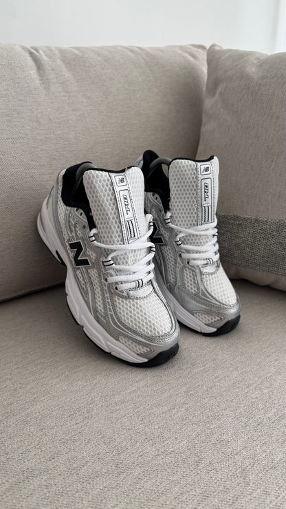 NEW BALANCE  740 BLANCO NEGRO