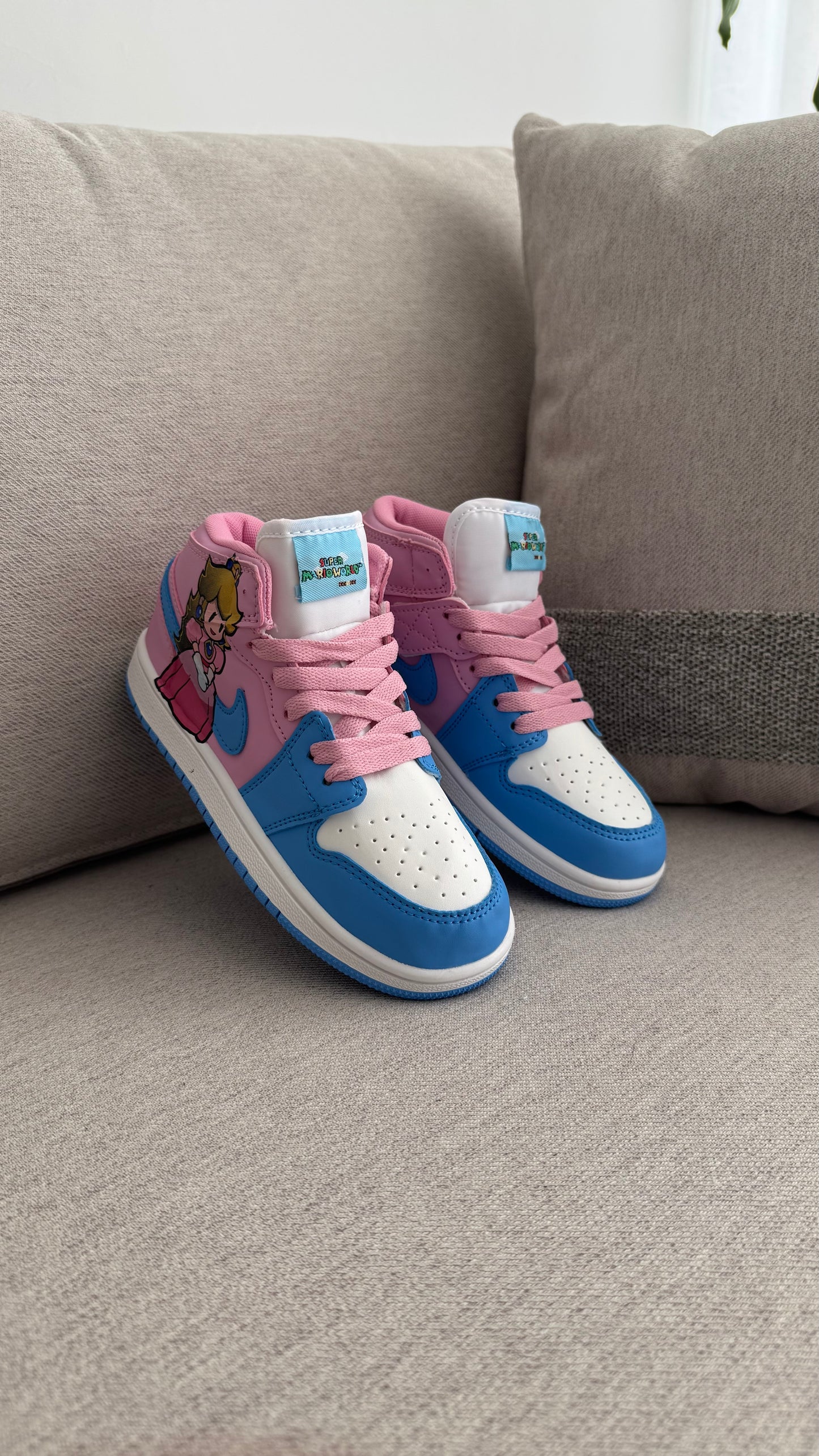 NIKE JORDAN RETRO 1 PRINCESA NIÑOS