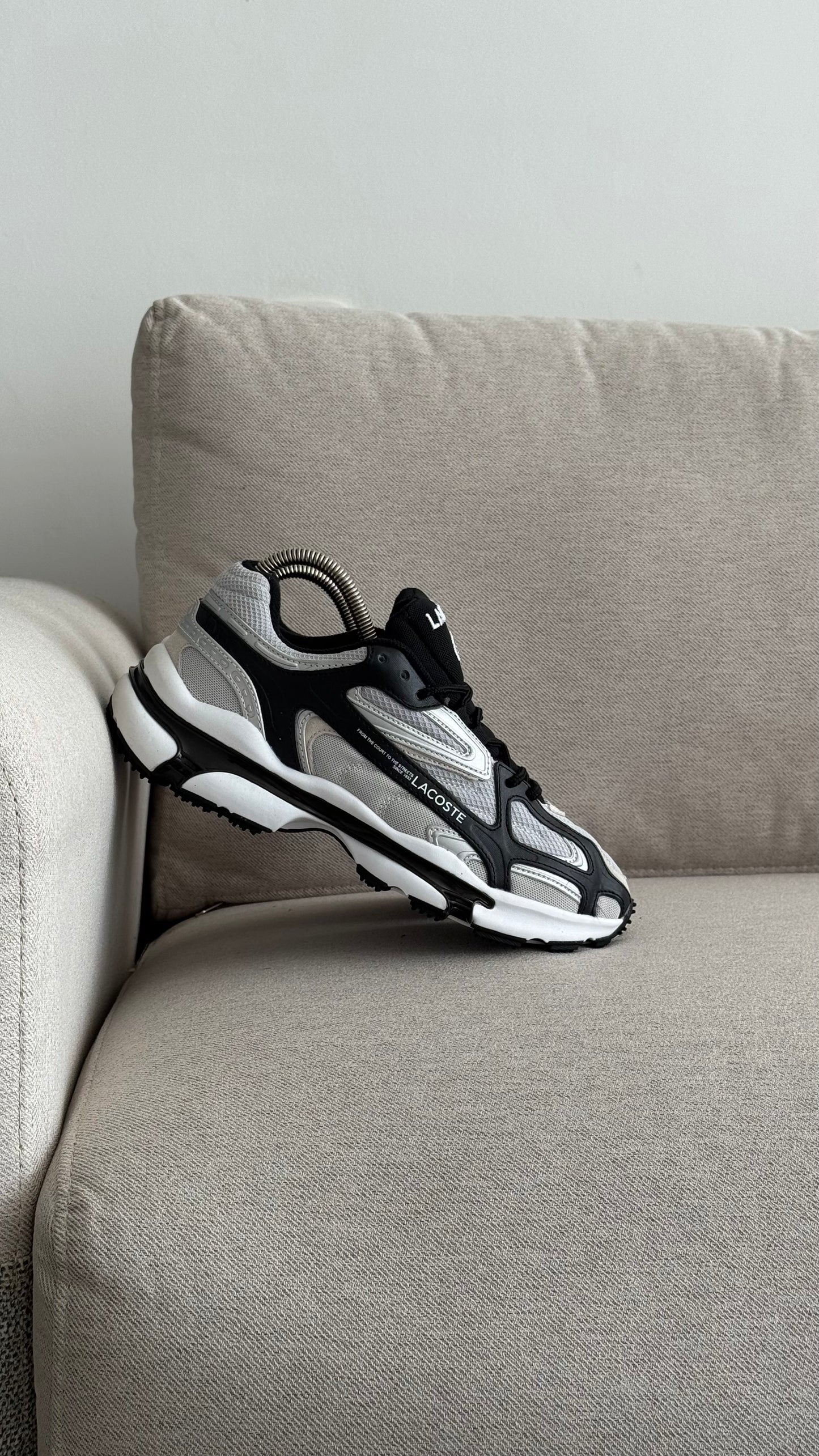 LACOSTE LC 005 NEGRO GRIS