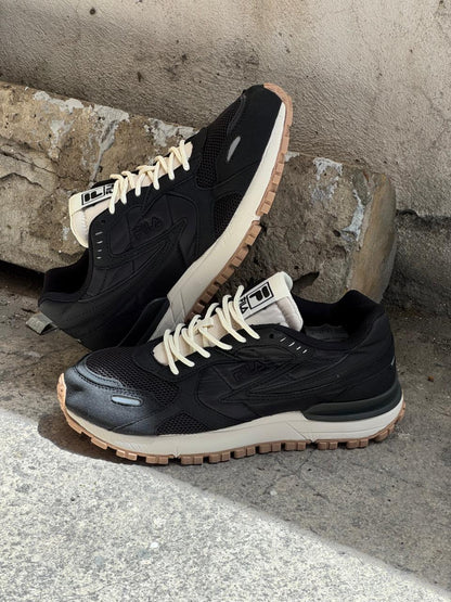 FILA RAMBLER NEGRO BLANCO CAFE