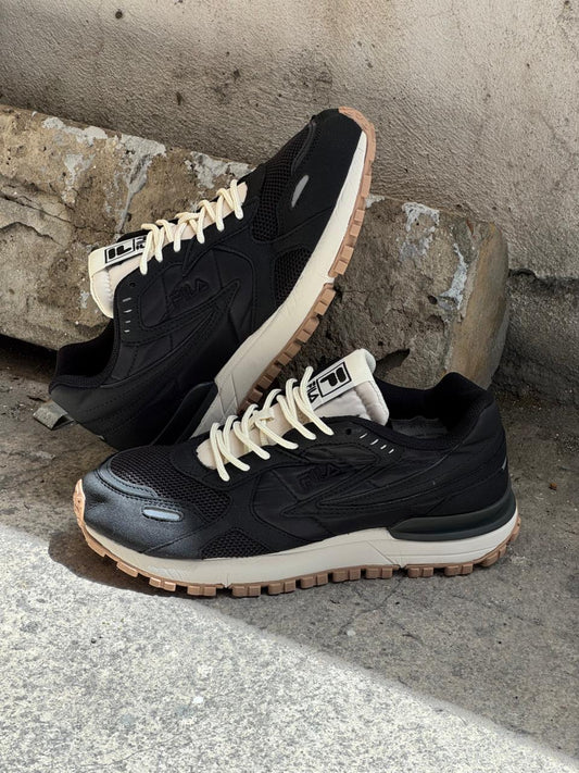 FILA RAMBLER NEGRO BLANCO CAFE