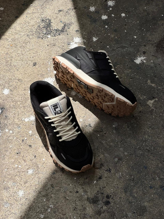 FILA RAMBLER NEGRO BLANCO CAFE