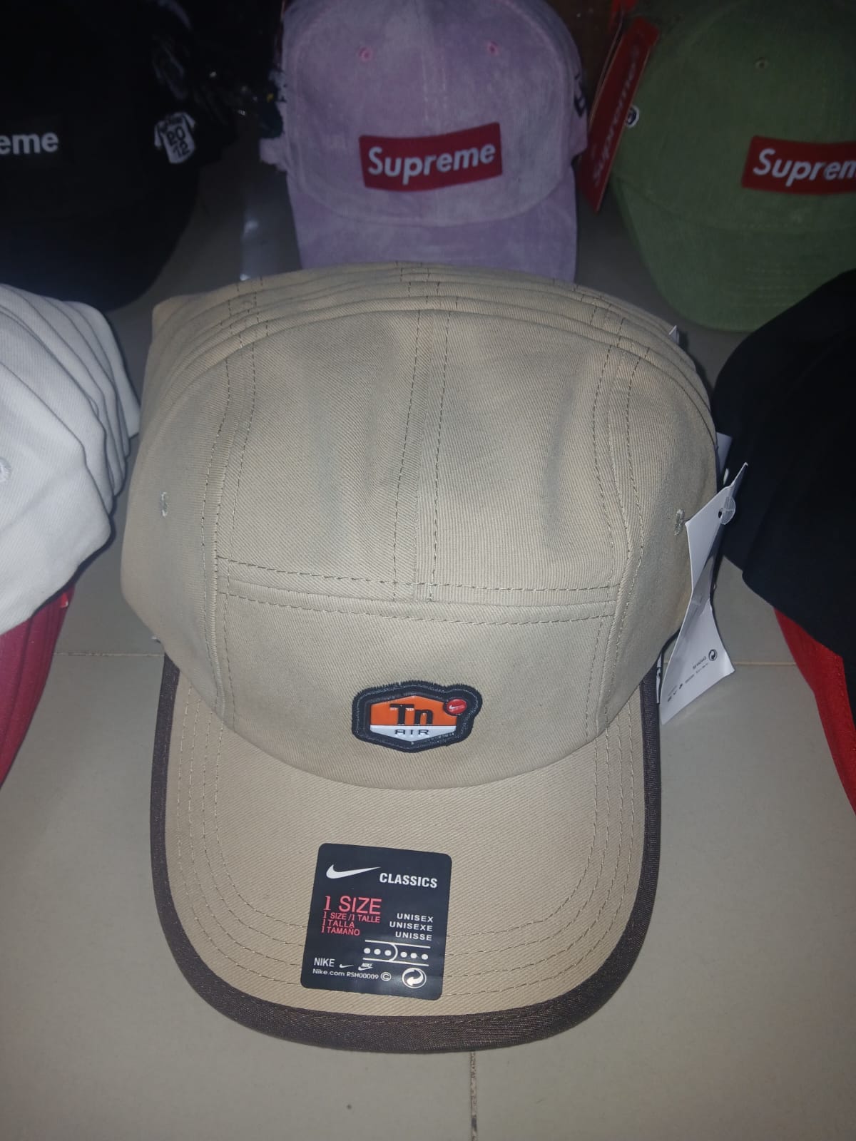 GORRA NIKE TN