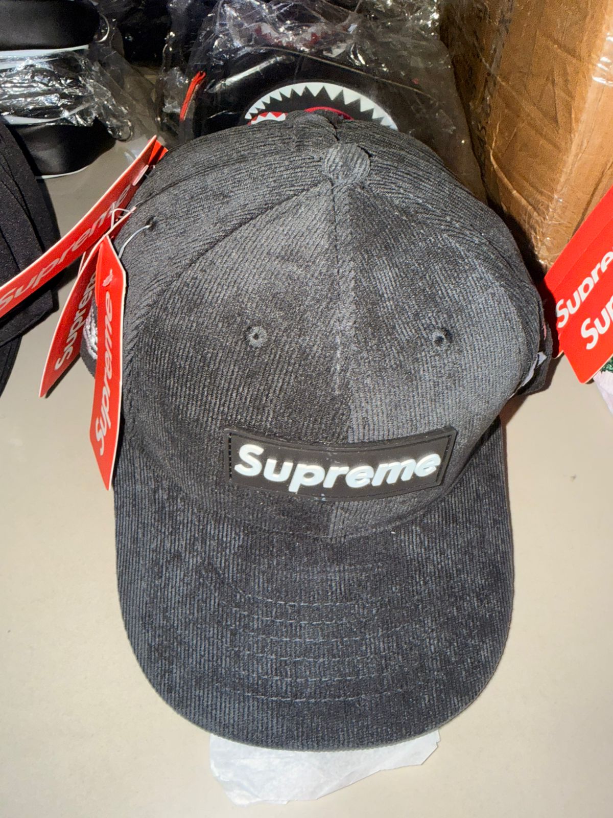 GORRA SUPREME