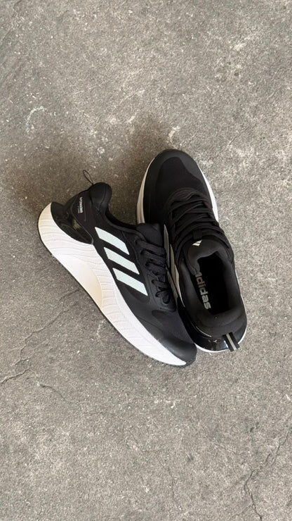 ADIDAS SUPERMAGMA NEGRO BLANCO