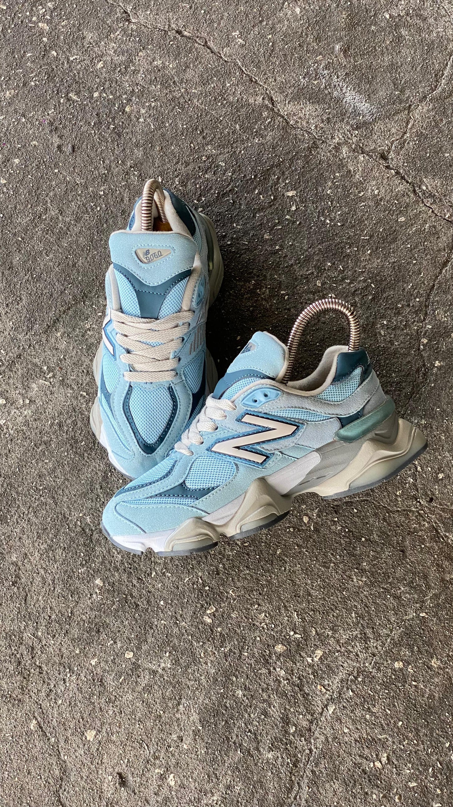 NEW BALANCE 9060 AZUL SUAVE