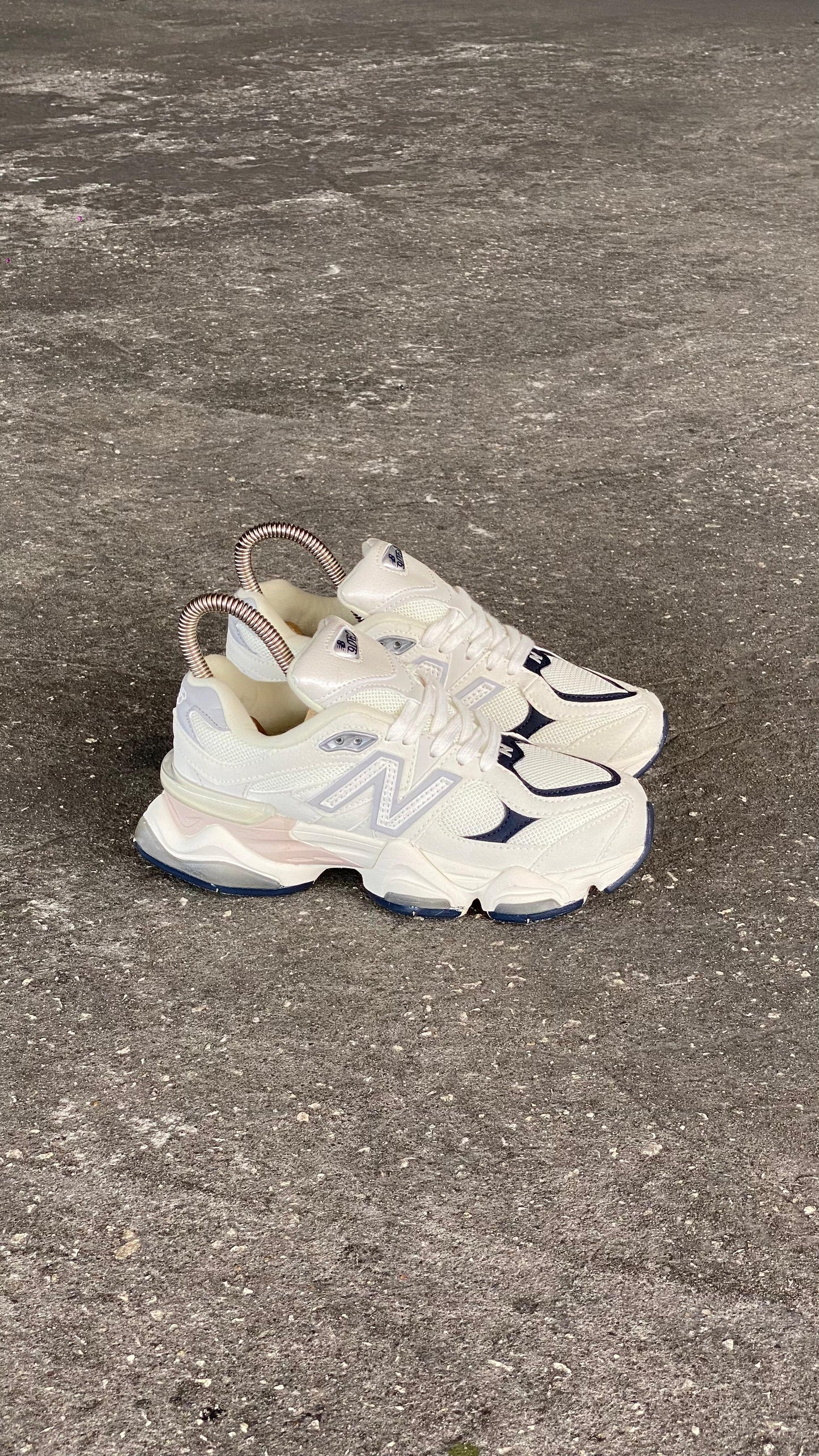NEW BALANCE 9060 BLANCO ROSA