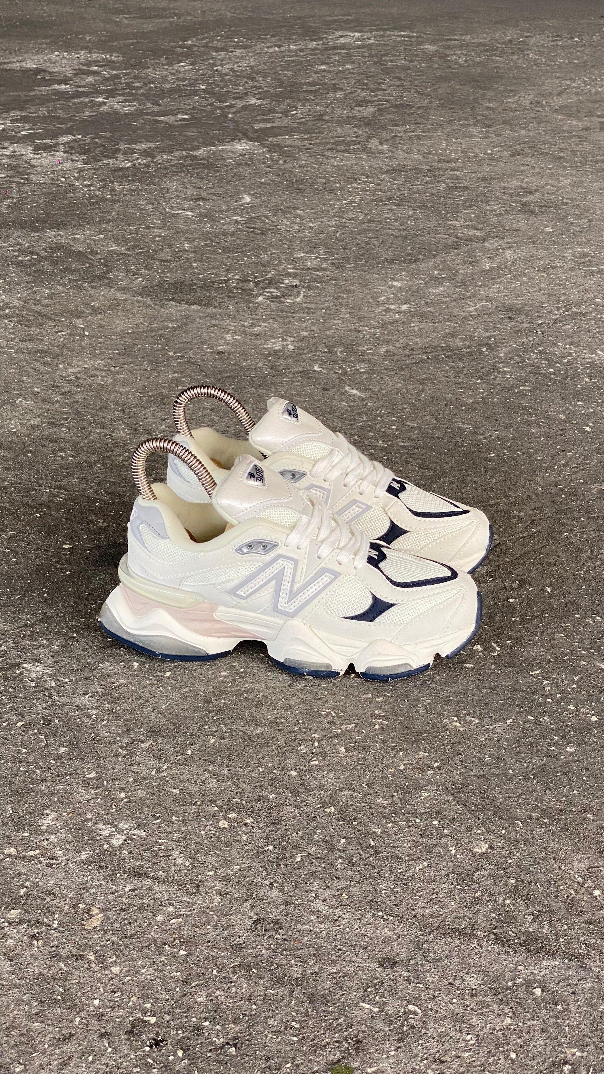 NEW BALANCE 9060 BLANCO ROSA
