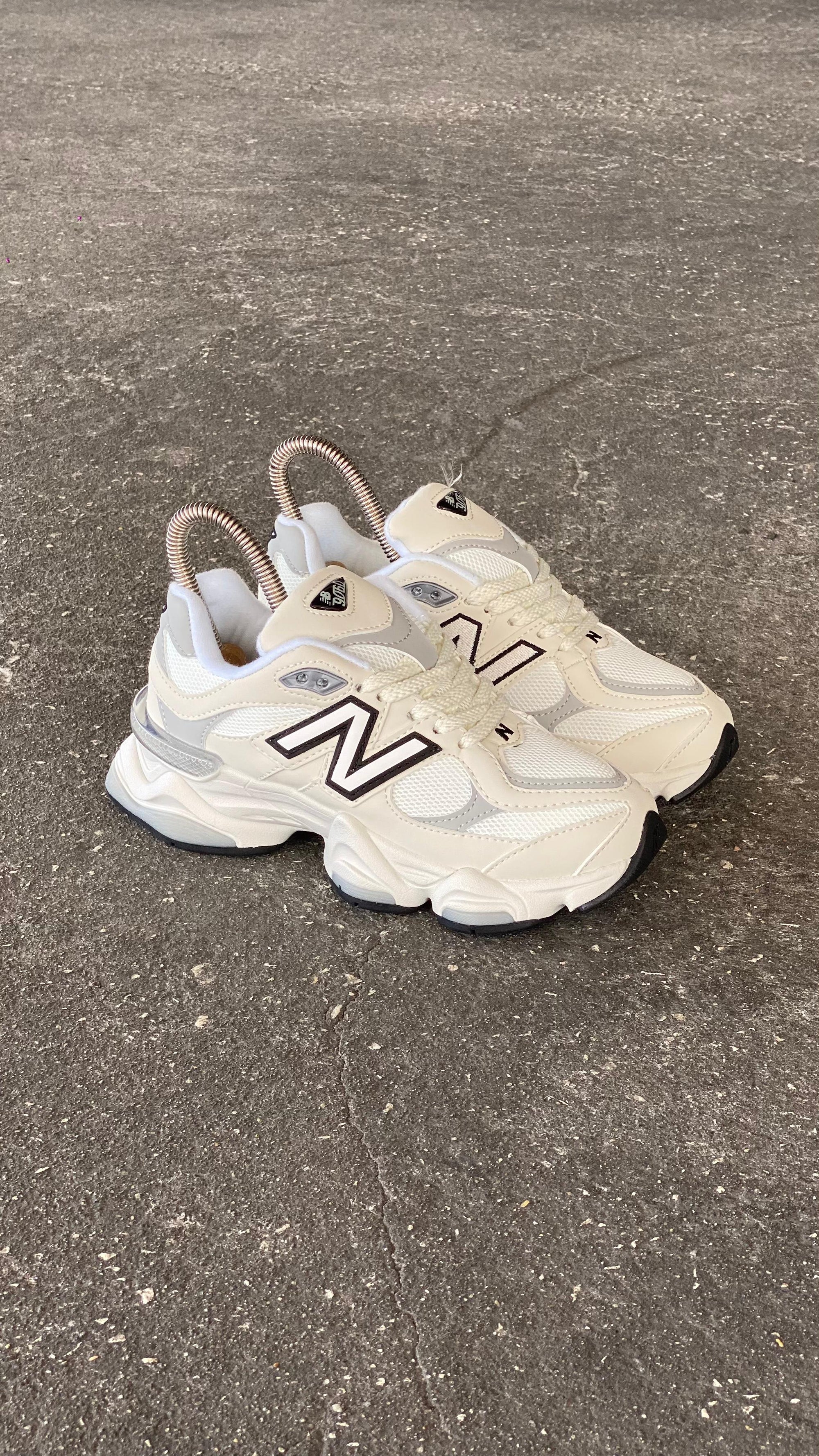 NEW 9060 BLANCO GRIS NEGRO