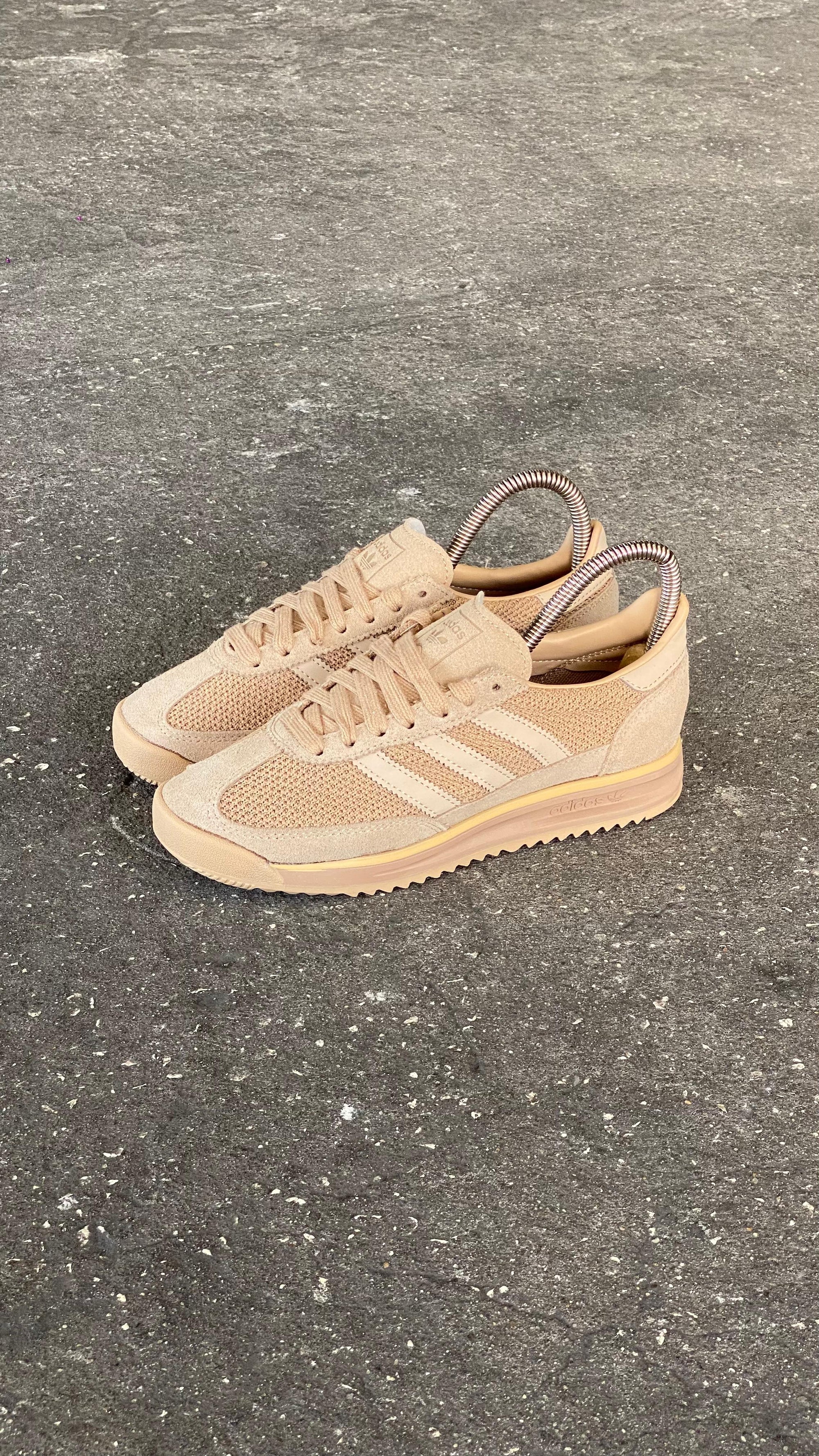 ADIDAS SL BEIGE