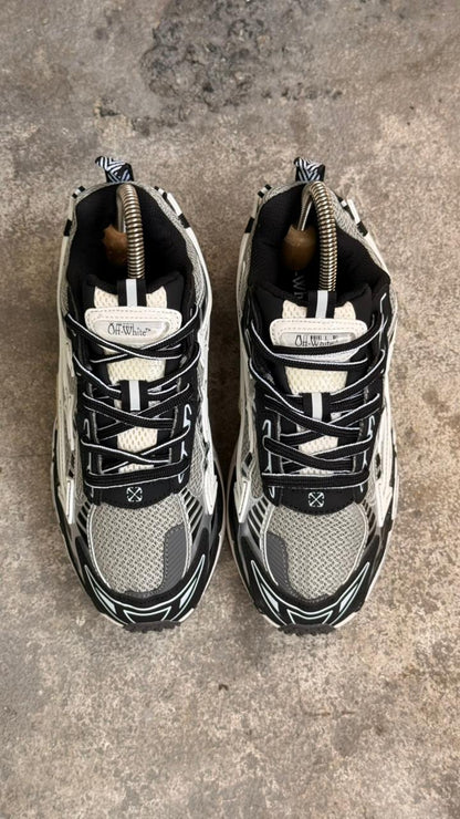 OFF WHITE 3 CHULO NEGRO BLANCO
