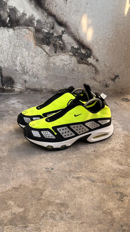 NIKE SUNDER VERDE NEGRO