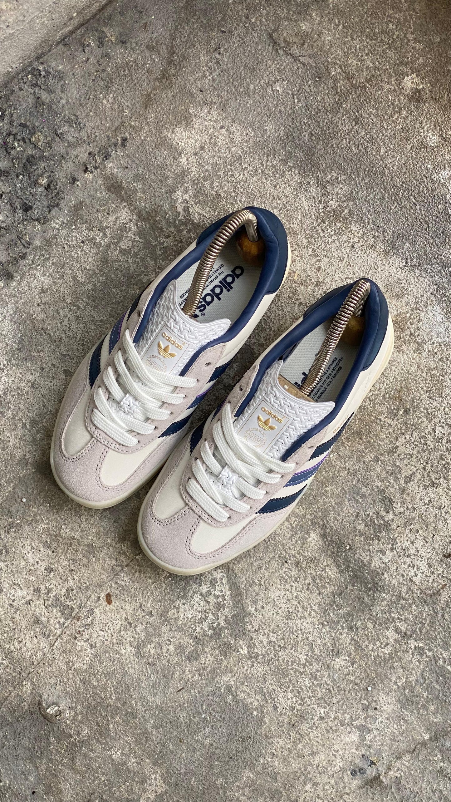 ADIDAS GAZELLE BLANCO AZUL