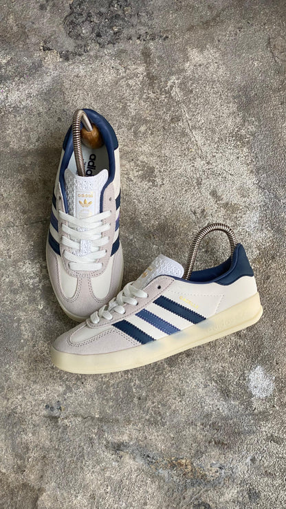 ADIDAS GAZELLE BLANCO AZUL