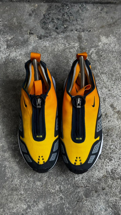 NIKE SUNDER NARANJA NEGRO