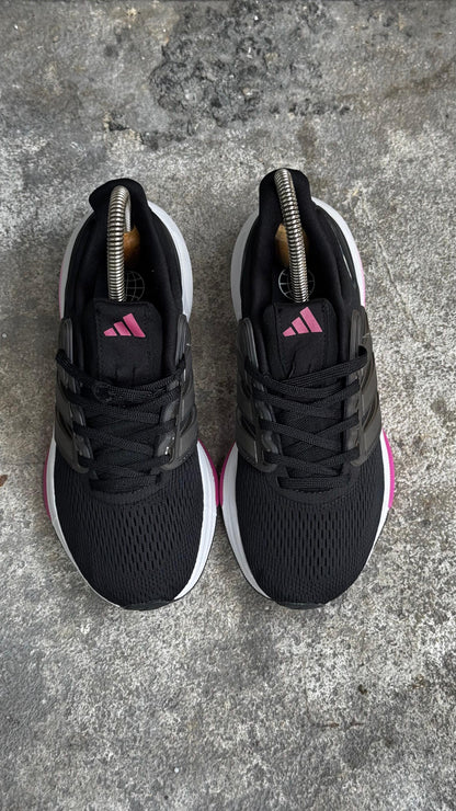 ADIDAS EQ NEGRO FUCSIA