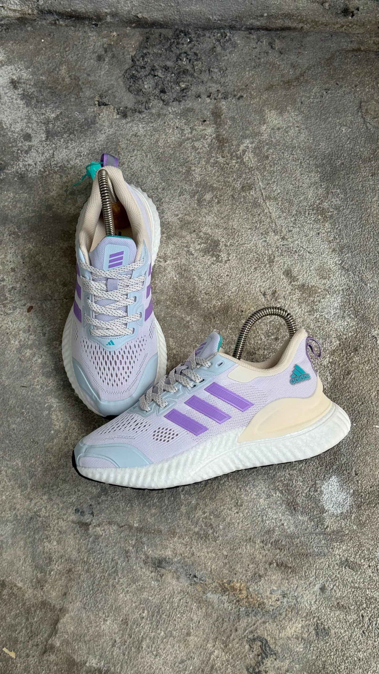 ADIDAS ALPHABOUNCE GRIS MORADO