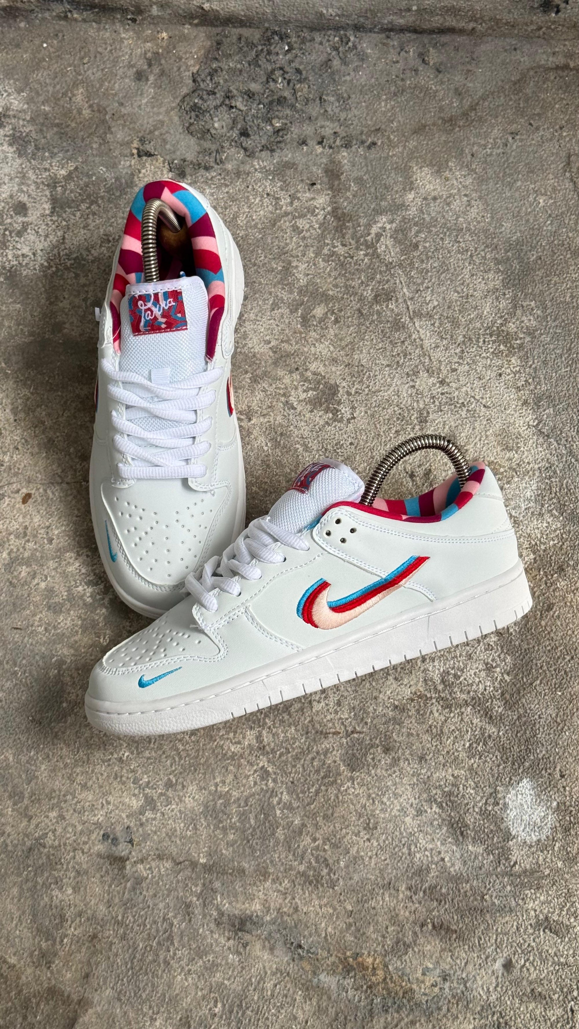 NIKE SB PARRA BLANCO